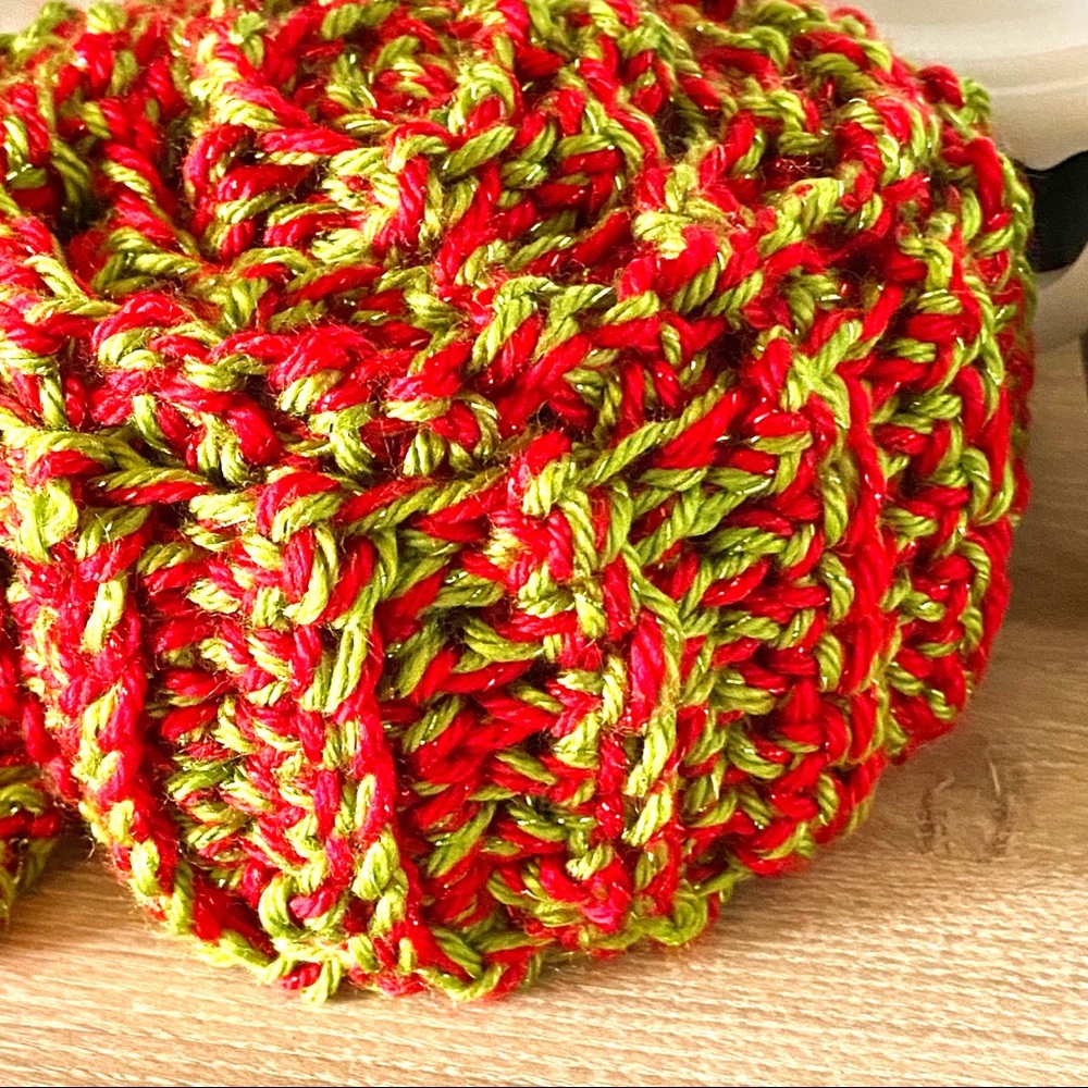 SCARF 🧣 Hand Crocheted 🧶 Red/Spring Green Sparkle-NEW ❤️💚 - Picture 6 of 8
